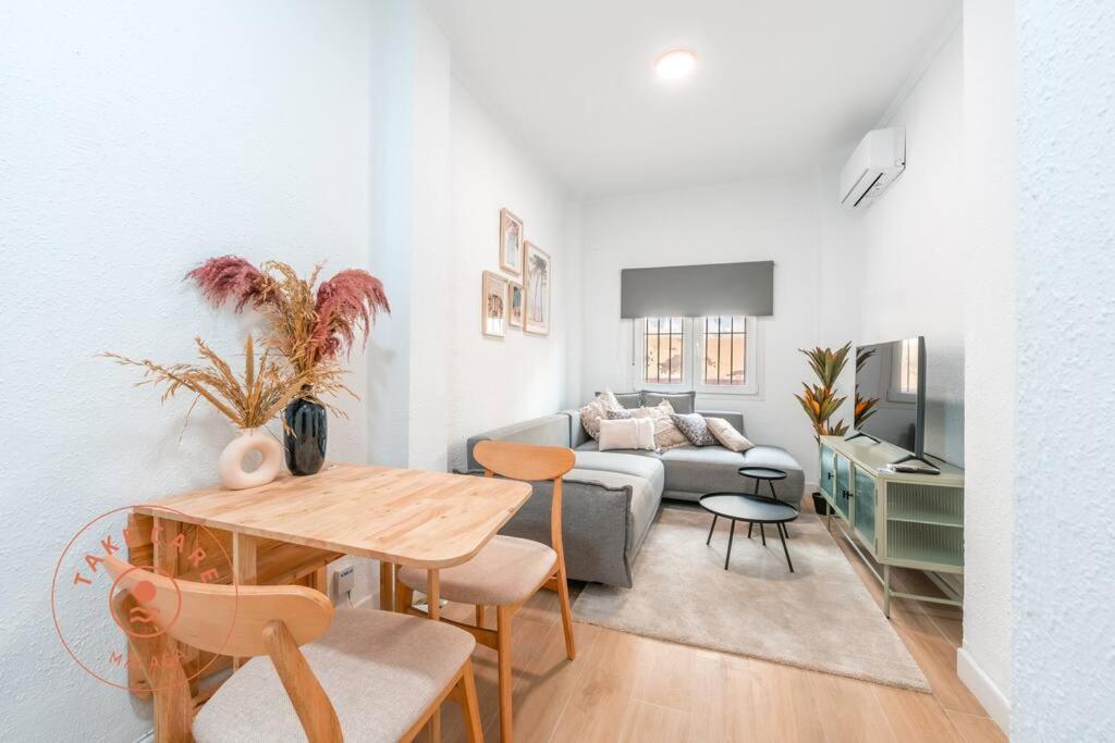 Cosy Apartment With Patio In Malaga - Tcm المظهر الخارجي الصورة